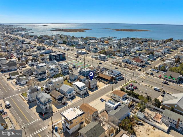 8 E MARYLAND AVE, Long Beach Township, NJ 08008