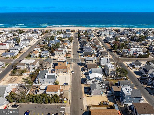 8 E MARYLAND AVE, Long Beach Township, NJ 08008
