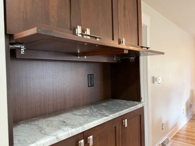 1161 23rd Street, West Des Moines, IA 50266