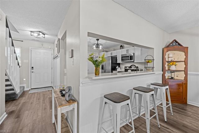 4703 Sweetwood CT, Virginia Beach, VA 23462