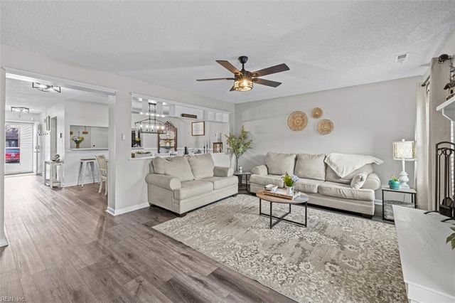 4703 Sweetwood CT, Virginia Beach, VA 23462