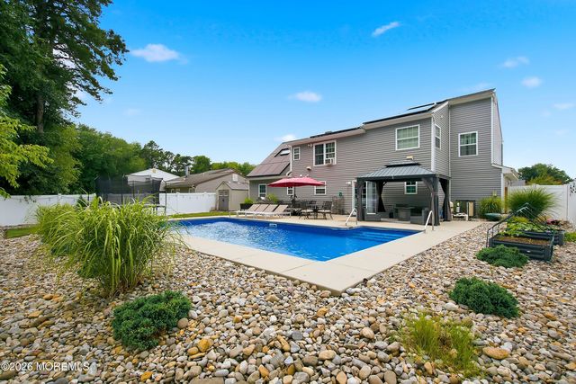 7 Cidermill Court, Howell, NJ 07731