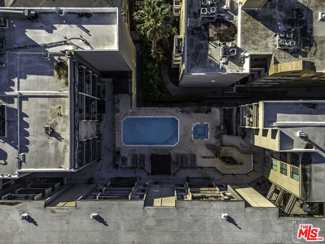 7320 Hawthorn Avenue 315, Los Angeles, CA 90046