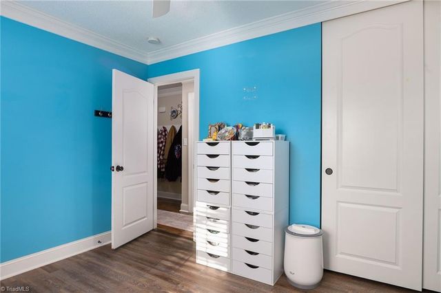 2305 Pine Meadow Drive, Kernersville, NC 27284