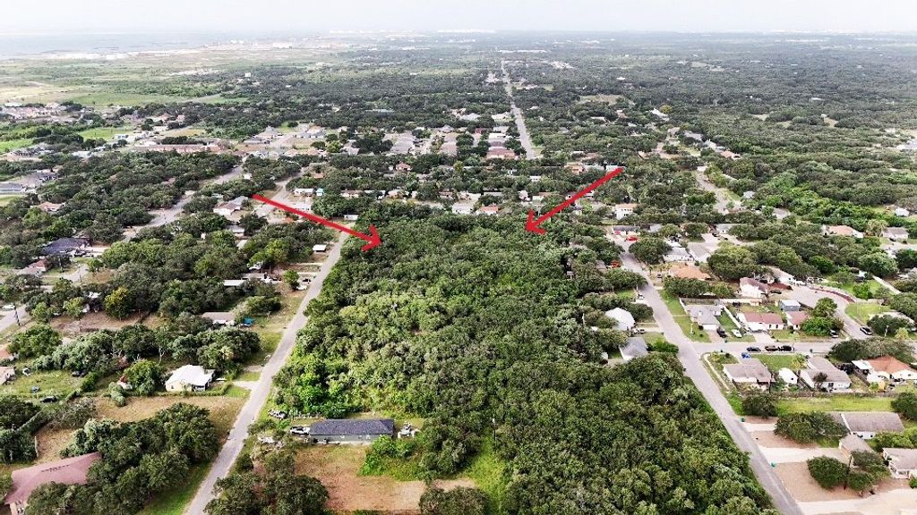 000 S Lamont, Aransas Pass, TX 78336 — photo 5