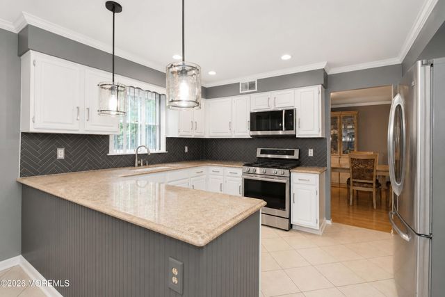 604 Meadow Run, Brick, NJ 08724