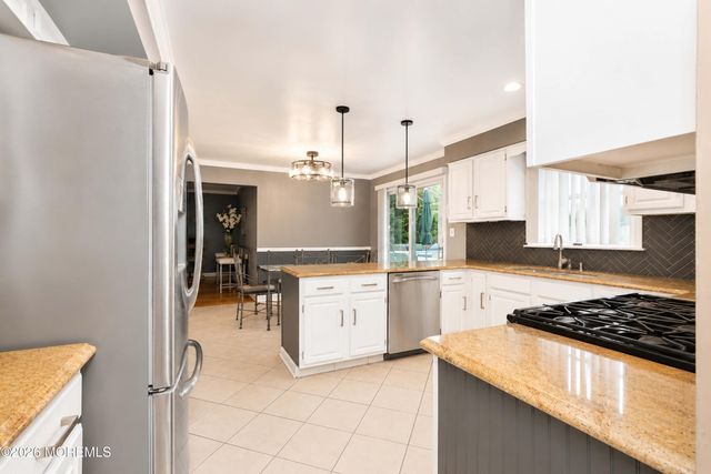 604 Meadow Run, Brick, NJ 08724