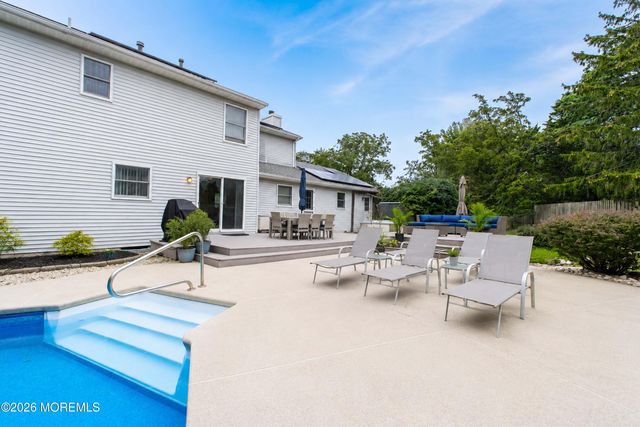 604 Meadow Run, Brick, NJ 08724
