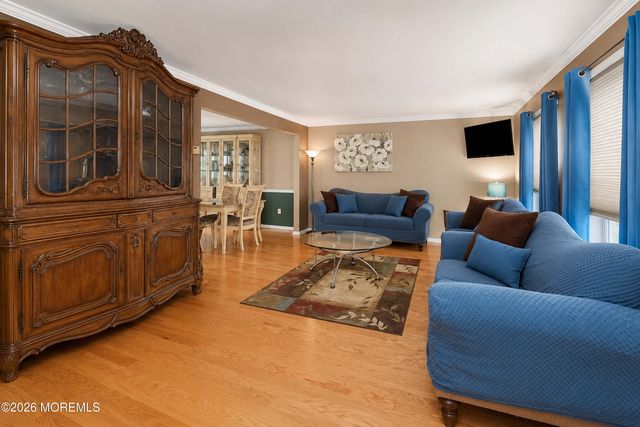 604 Meadow Run, Brick, NJ 08724