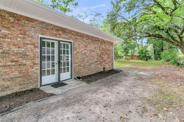 114 Wilson Drive, Summerville, SC 29483