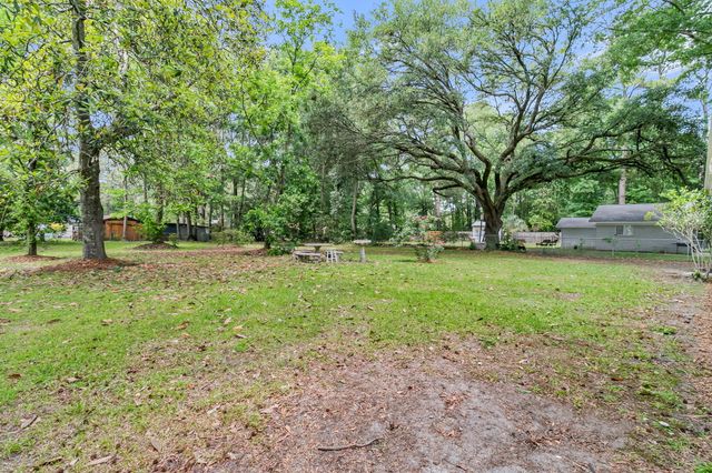 114 Wilson Drive, Summerville, SC 29483