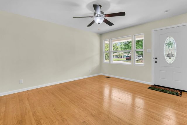 114 Wilson Drive, Summerville, SC 29483