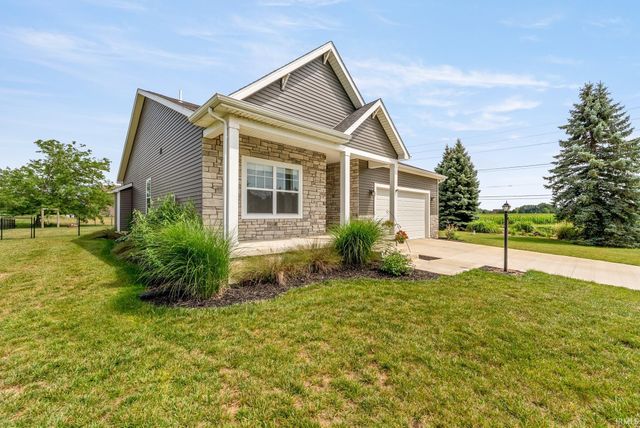 5026 N Sawgrass Lane, Leesburg, IN 46538