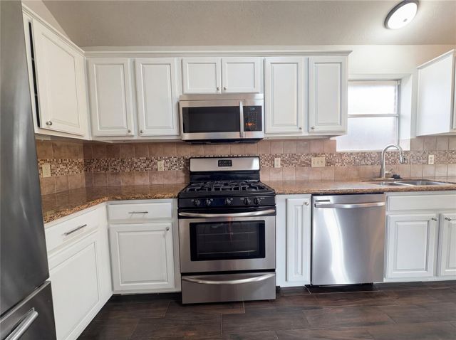 3503 Somerton Drive, La Porte, TX 77571