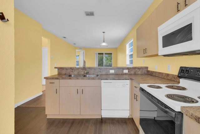 13201 INDIAN CREEK DRIVE B, Poinciana, FL 34759