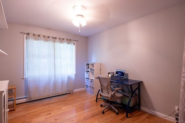 17 Atwater Pl, West Brookfield, MA 01585
