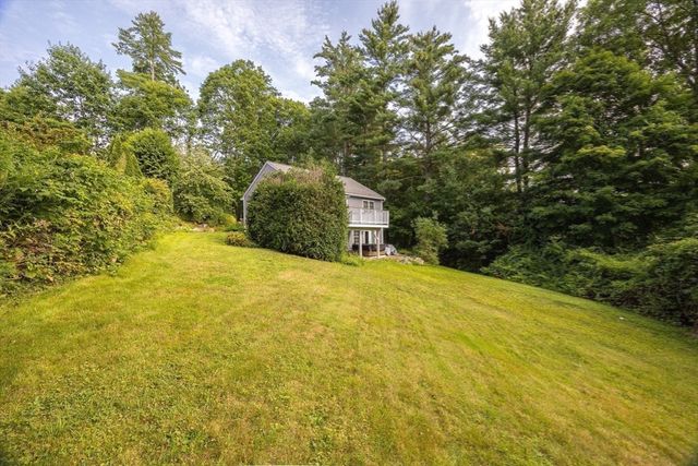 17 Atwater Pl, West Brookfield, MA 01585