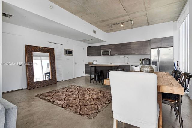 151 SE 1st St 2802, Miami, FL 33131