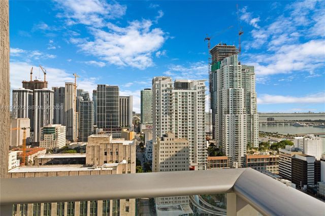 151 SE 1st St 2802, Miami, FL 33131