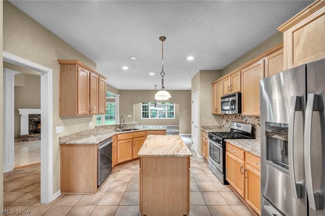 7043 Navajo Trail, Solon, OH 44139