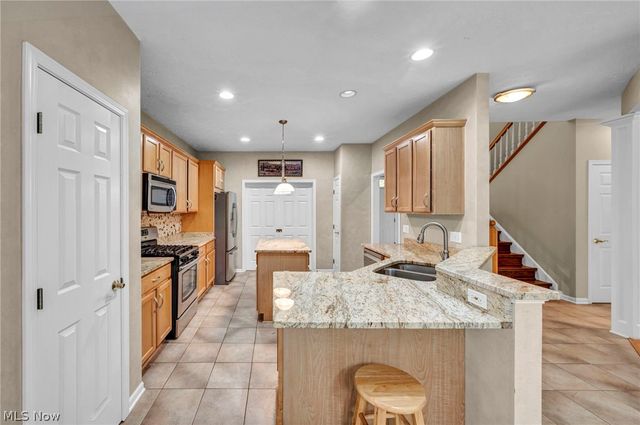 7043 Navajo Trail, Solon, OH 44139