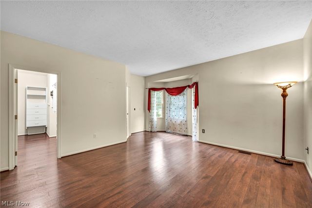 7043 Navajo Trail, Solon, OH 44139