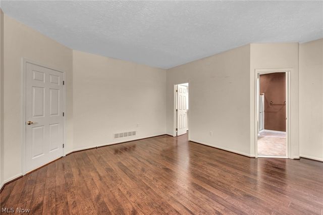 7043 Navajo Trail, Solon, OH 44139