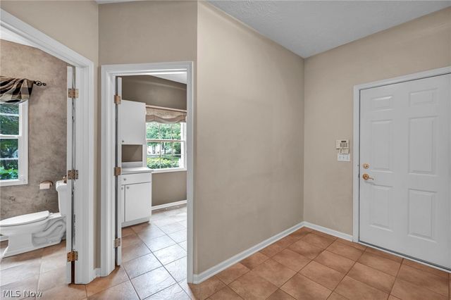 7043 Navajo Trail, Solon, OH 44139
