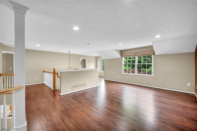 7043 Navajo Trail, Solon, OH 44139