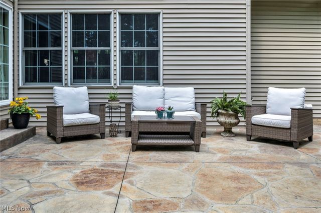 7043 Navajo Trail, Solon, OH 44139