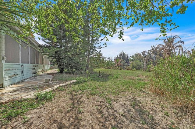 440 MONZA AVENUE, North Port, FL 34287