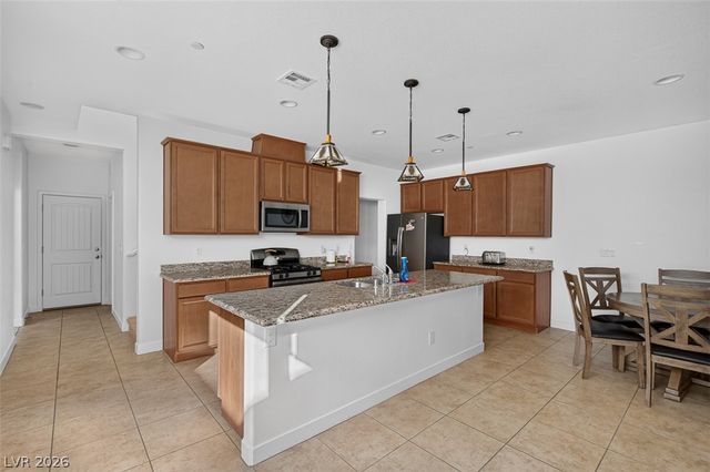 1100 East Sunset Road, Henderson, NV 89011