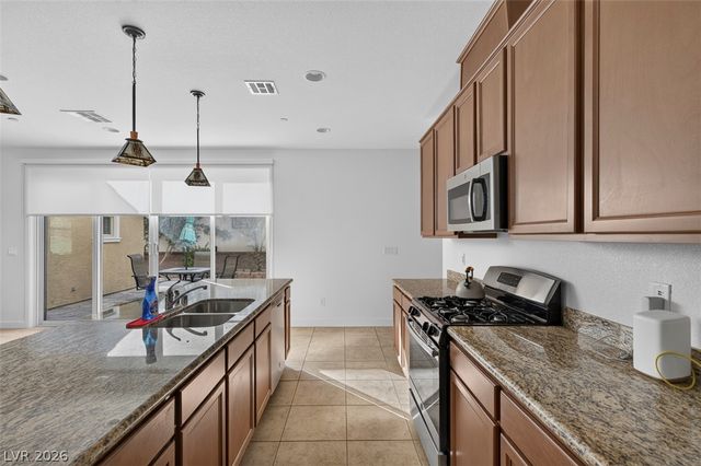1100 East Sunset Road, Henderson, NV 89011