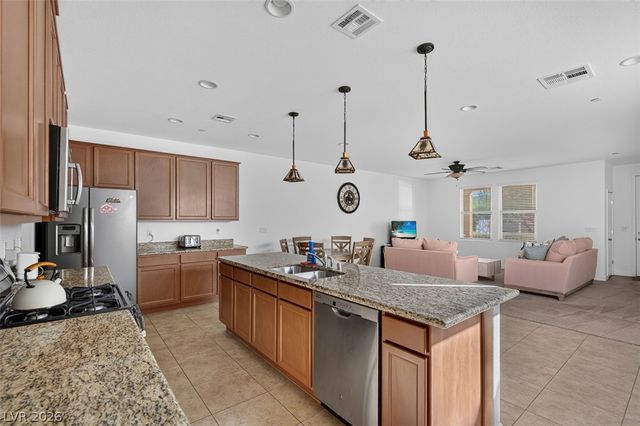 1100 East Sunset Road, Henderson, NV 89011