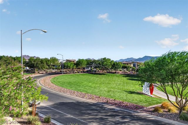 1100 East Sunset Road, Henderson, NV 89011