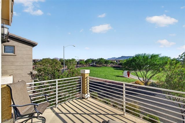 1100 East Sunset Road, Henderson, NV 89011