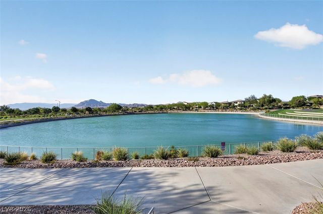 1100 East Sunset Road, Henderson, NV 89011