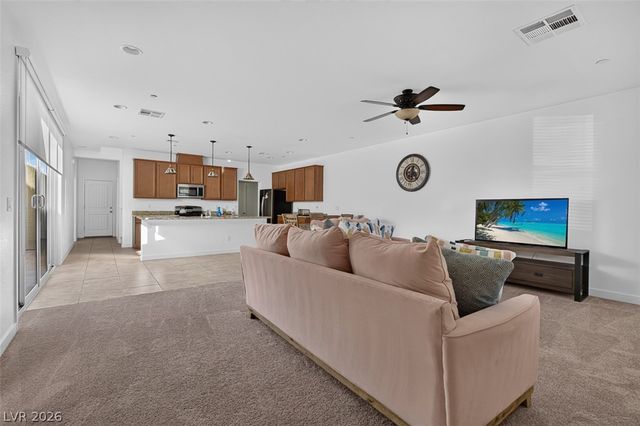 1100 East Sunset Road, Henderson, NV 89011