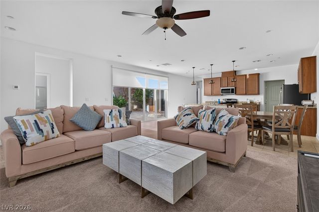 1100 East Sunset Road, Henderson, NV 89011