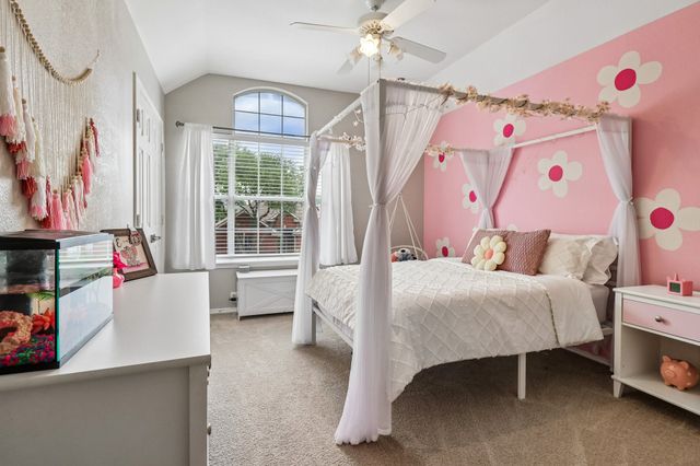 1318 Pinehurst Drive, Lewisville, TX 75077