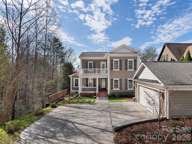 1672 Olmsted Drive, Asheville, NC 28803