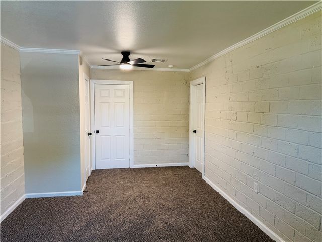 427 Wood Street, Navasota, TX 77868