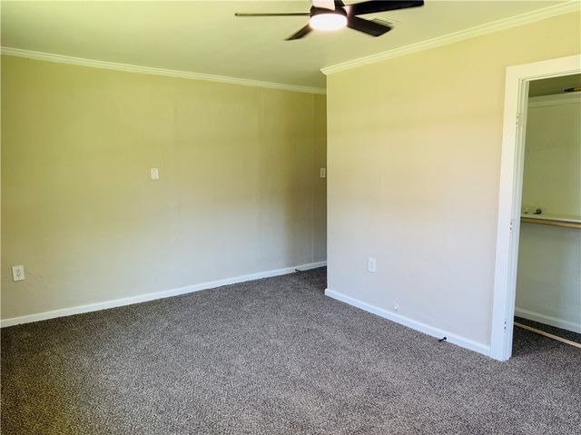 427 Wood Street, Navasota, TX 77868