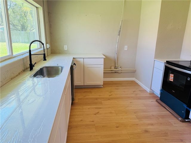 427 Wood Street, Navasota, TX 77868