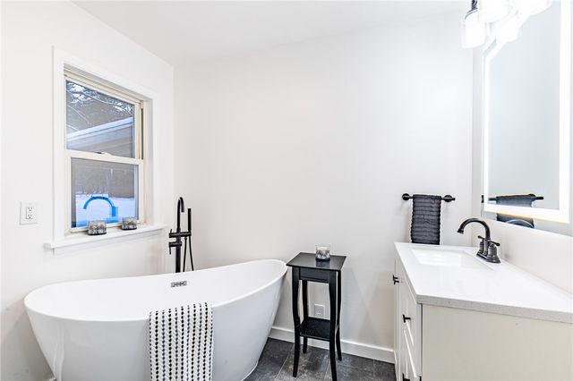 5823 Brockport Spencerport Road, Sweden, NY 14420