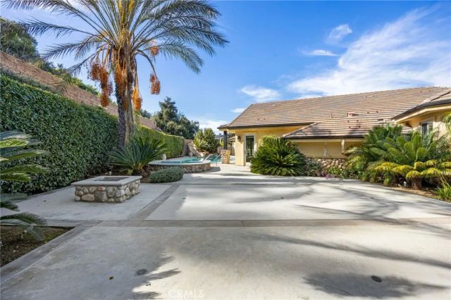 1450 N Nicky Way, Orange, CA 92689