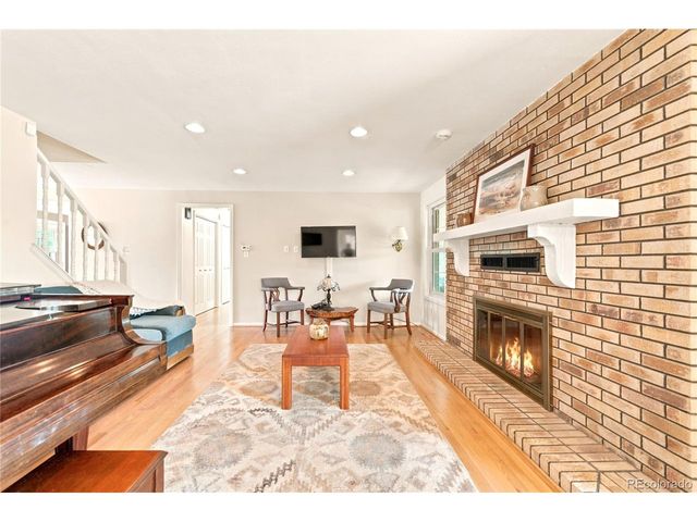 2223 Harvard Ct, Longmont, CO 80503