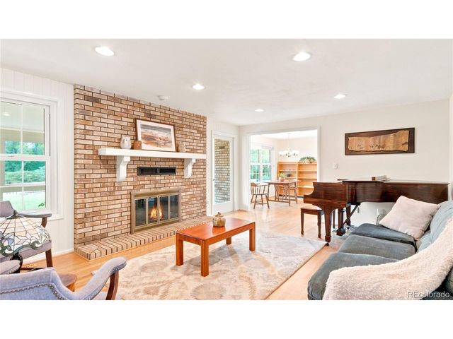 2223 Harvard Ct, Longmont, CO 80503