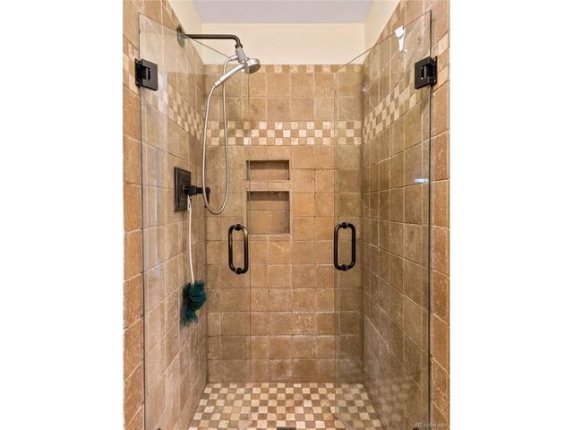 2223 Harvard Ct, Longmont, CO 80503