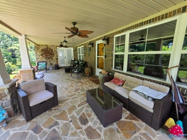 33 County Road 1205, Vinemont, AL 35179